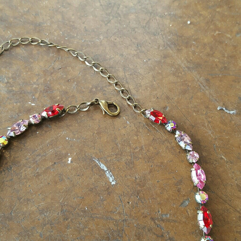 Lariat Marquis Cut Red/Pink Swarovski Necklace - Picture 4 of 5